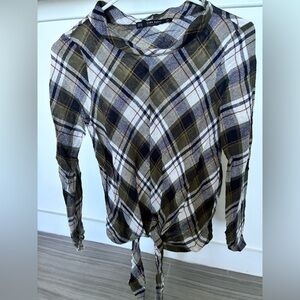 Zara women’s Multicolor Plaid Top in size XS with front knot tie